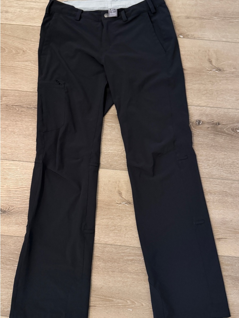 REI Black Women's Outdoor Cargo Pants size 6